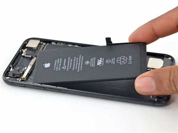 thay-pin-iphone-11-11-pro-11-pro-max-p6112