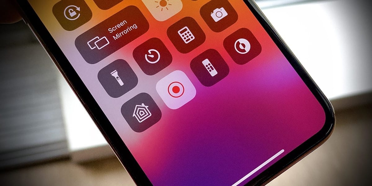 meo-dung-quay-man-hinh-iphone-va-ipad-khong-de-lai-dau-vet-1